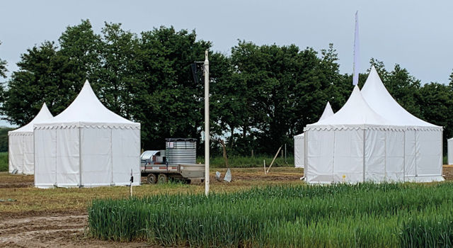Salon Terres innovation avec la participation de Desmazières