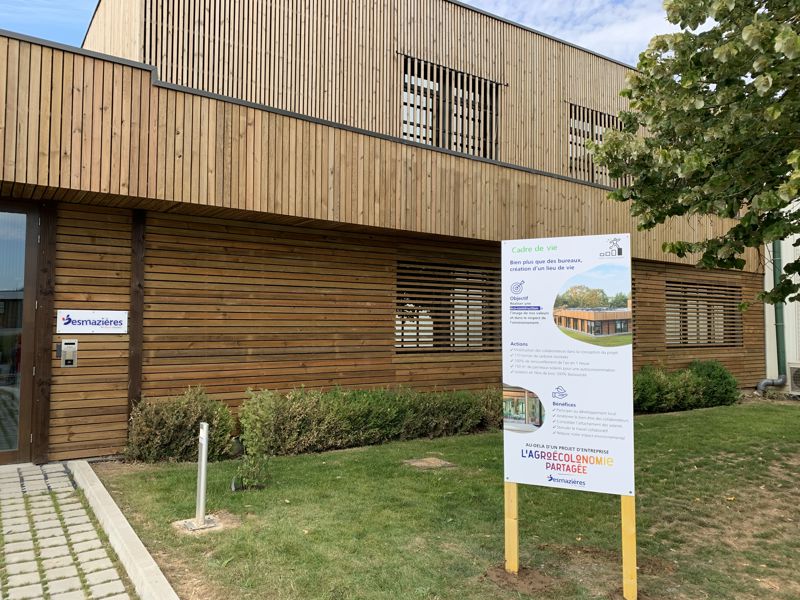 entée nouveaux locaux de Desmazières